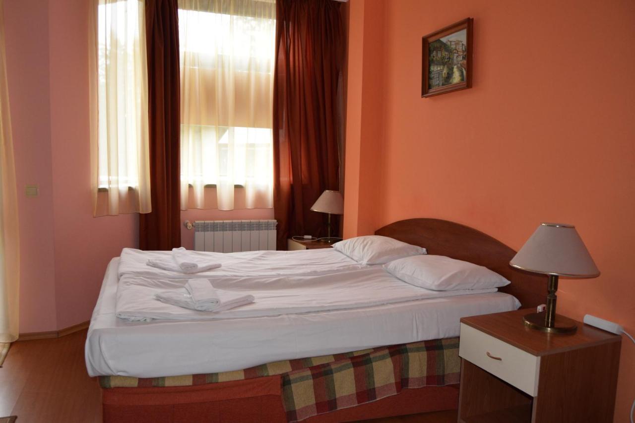 Aparthotel Persey Flora